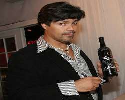 Esai Morales consuming alcohol